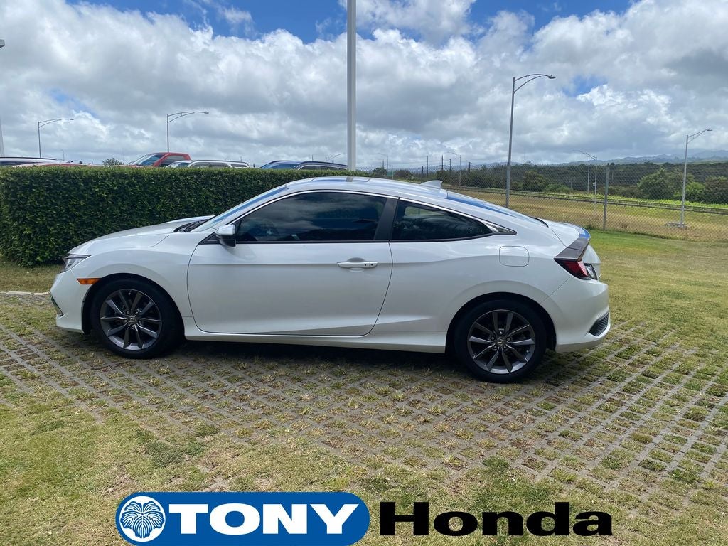 2019 Honda Civic — interior view