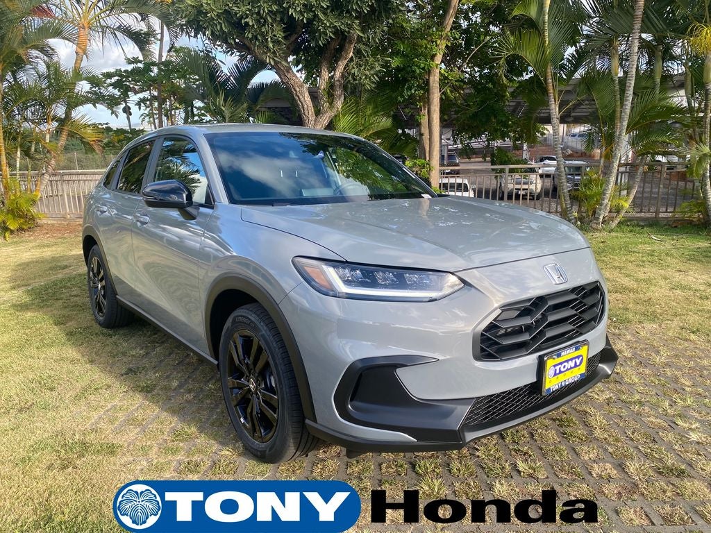2027 Honda HR-V Sport in Urban Gray Pearl — front three-quarter view