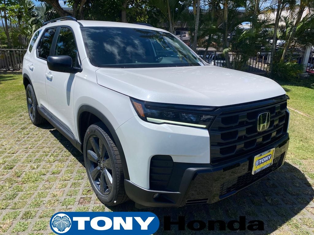 2026 Honda Pilot Sport in Platinum White Pearl — front three-quarter view