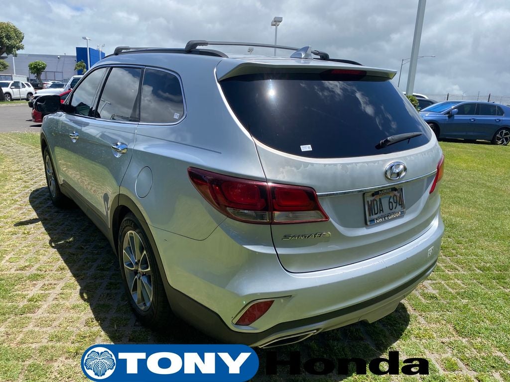 2017 Hyundai Santa Fe — detail view