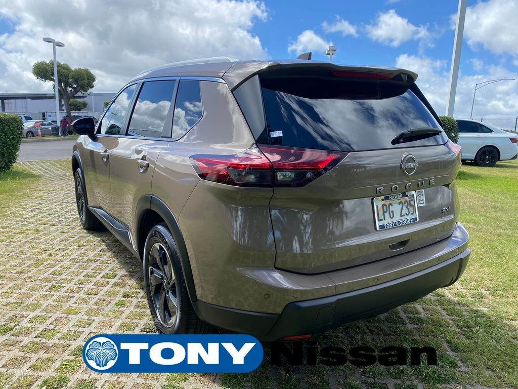 2024 Nissan Rogue — detail view